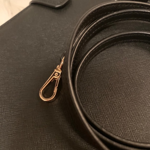 Micheal Kors bag - Picture 9 of 10